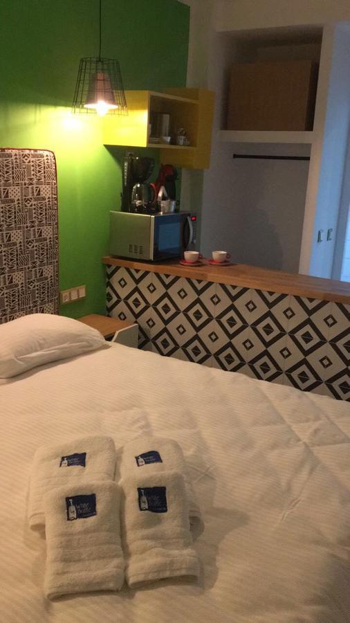 White Bottle Superior Apartments Салоники Экстерьер фото